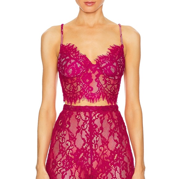 Bronx and Banco Tops - Bronx and Banco Elegant Lace Crop Top - Pink